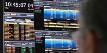 Borsa: Milano azzera il calo sostenuta da Eni