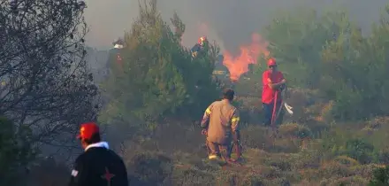 Media, vivi i due piloti di uno degli elicotteri scontrati in Grecia