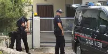 Donna uccisa a coltellate in Friuli, fermato il compagno