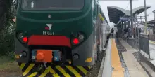 Uomo schiacciato fra le porte di un treno, &egrave; in gravissime condizioni