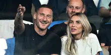 Noemi Bocchi concorrente a Ballando con le Stelle, l'ironia di Totti sui social