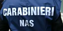 Schiaffi, insulti e violenze sessuali a anziane in Rsa