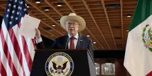 Messico accusa ex ambasciatore Usa Salazar di violare norme internazionali su El Mayo