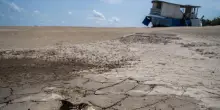 Brasile, la siccit&agrave; minaccia la navigazione sul Rio delle Amazzoni