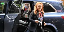 Media, Sarah Ferguson torna nel Regno Unito dopo lo scandalo Epstein