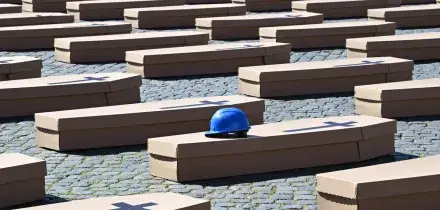 Da gennaio oltre 700 morti sul lavoro. Mattarella: 'La Carta tutela la sicurezza, serve prevenzione'