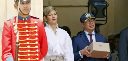 Colombia, ex first lady Alcocer nega traffico di droga su voli ufficiali