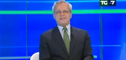 Enrico Mentana: 'Il 23 dicembre sar&agrave; il mio ultimo giorno di conduzione al Tg de La7'