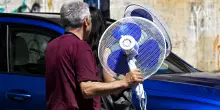 Folla e tafferugli in Francia per lo sconto di Lidl su 200.000 ventilatori e condizionatori