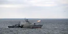 Kiev: 'Un drone russo colpisce nave civile nel Mar Nero, morto il capitano'