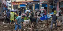 Sale a 51 il bilancio delle vittime della frana in Cina, 10 dispersi