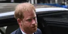 Salta l'invito a Harry a Buckingham Palace, 'risposta tardiva del duca'