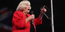 Morta Ann Widdecombe, pasionaria pro Brexit passata dalla Thatcher a Farage