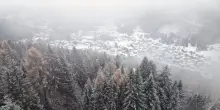 Prime nevicate sui passi dolomitici, attivi i servizia invernali sulla rete Anas