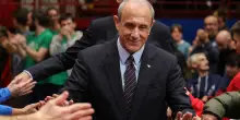 Basket: Messina, 'ho offerte dai college americani ma non per allenare'