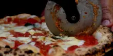 L'accusa della Bbc: 'Bimbi italiani in sovrappeso, colpa di pizza, pasta e pane'