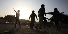 Save the Children, nello Yemen due bambini su tre non possono frequentare la scuola