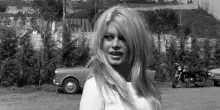 All'asta a Parigi gli effetti personali di Brigitte Bardot, c'&egrave; anche la sua Olivetti