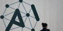 Nel mondo oltre 3.800 siti d'informazione solo con l'IA, per il 10% domini italiani