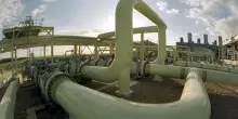 Il gas supera i 100 euro, timori di una crisi energetica in Europa