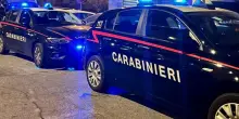 Giovane ferito gravemente a colpi di mazza in provincia di Milano