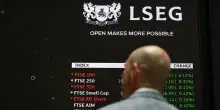 Borsa: Europa contrastata in chiusura, Parigi +0,9%, Londra -0,16%