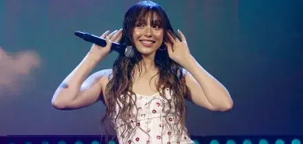 Sarah Toscano, 'innamorata della musica ma sogno un ruolo da cattiva sul set'