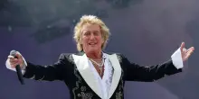 Rod Stewart annulla date del tour Usa dopo intervento al cuore
