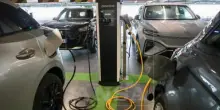 Acea, nella Ue la quota delle elettriche sale al 21,7%, le ibride al 36,6%