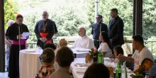 Il Papa a pranzo con 200 poveri l'11 luglio a Castel Gandolfo