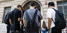 Valditara, s&igrave; ai compiti sul diario, stop a pi&ugrave; verifiche nello stesso giorno