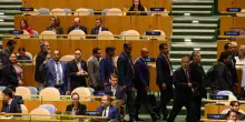 Decine di delegati lasciano l'aula dell'Onu. Netanyahu, 'codardi'