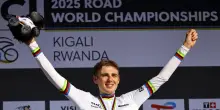 Finn vince la cronoscalata al Tour de l'Avenir e va in maglia gialla