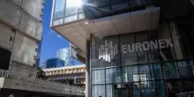 Borsa: Europa contrastata, future Usa in calo, Milano -0,45%