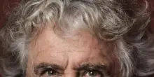 Grillo, M5s doveva cambiare la politica, la politica ha cambiato loro