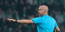 Si ritira l'arbitro Taylor, fece infuriare Mourinho e i romanisti