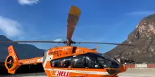 Muore con il parapendio sull'Alpe di Siusi in Alto Adige, aveva 58 anni