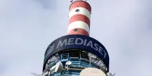 I ricavi Mfe-Mediaset nei primi sei mesi scendono a 2,95 miliardi, bene l'utile