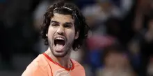Esordio ok per Alcaraz a Tokyo, Nishikori d&agrave; l'addio al tennis