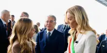 Meloni inaugura il Salone nautico a Genova, Salis esclusa dal palco ed &egrave; polemica