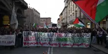 In migliaia al corteo pro Gaza a Bologna, traffico bloccato