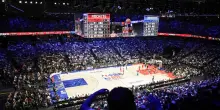 Basket: Nba; festa Sixers a New York con l'esordio di LeBron James