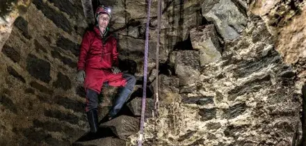 Frana in una grotta in Sardegna, speleologo bloccato a dieci metri di profondit&agrave;