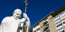 Attesa al Gemelli per il Papa, allogger&agrave; al reparto solventi del decimo piano