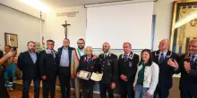 Attestato dell'Arma a volontario 84enne aggredito a mensa dei poveri