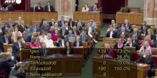 Ungheria adotta prima legge che elimina disposizioni anti-Lgbt+ di Orb&aacute;n