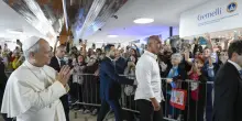 Papa Leone &egrave; al Gemelli, sar&agrave; operato nel pomeriggio