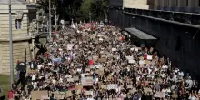 Ancora blocchi studenteschi in Francia, verso possibile 'convergenza' con gilet gialli