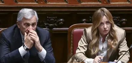 Meloni: 'L'intesa di Trump sul gasolio russo &egrave; rischiosa. Non siamo guerrafondai'