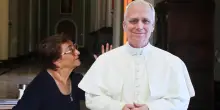 Il Papa al Gemelli, l'attesa dei fedeli, le preghiere - FOTODIRETTA